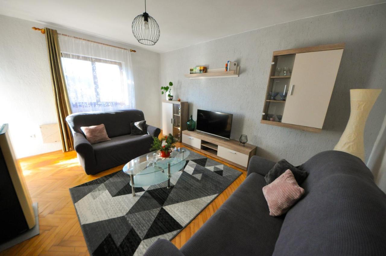 Apartman Anita Buzet Luaran gambar