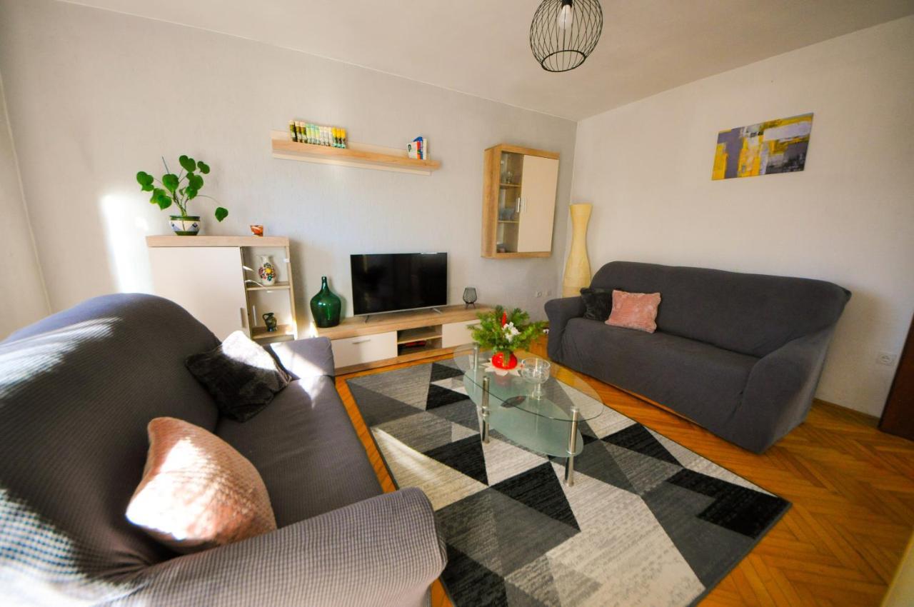 Apartman Anita Buzet Luaran gambar